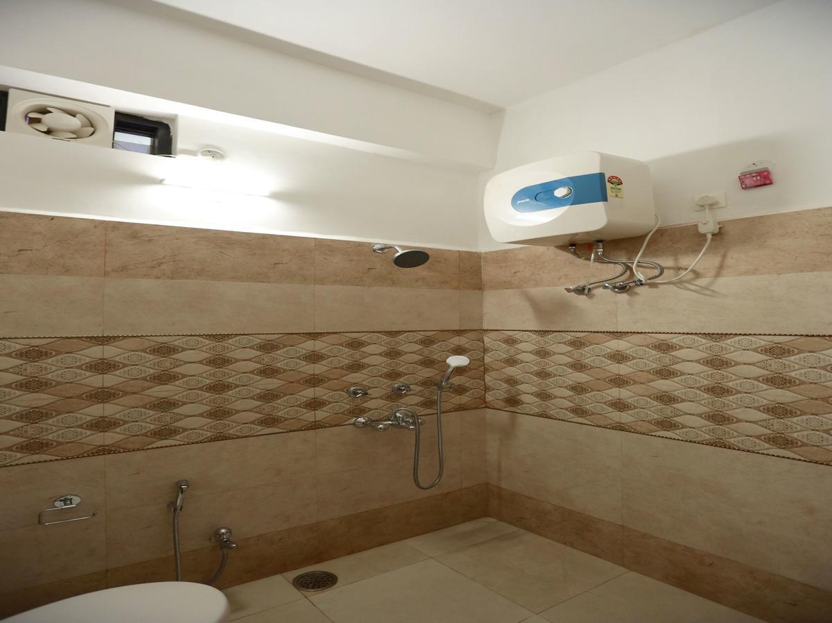 Oyo 8837 Hotel Surya Galaxy Kanpur Eksteriør billede