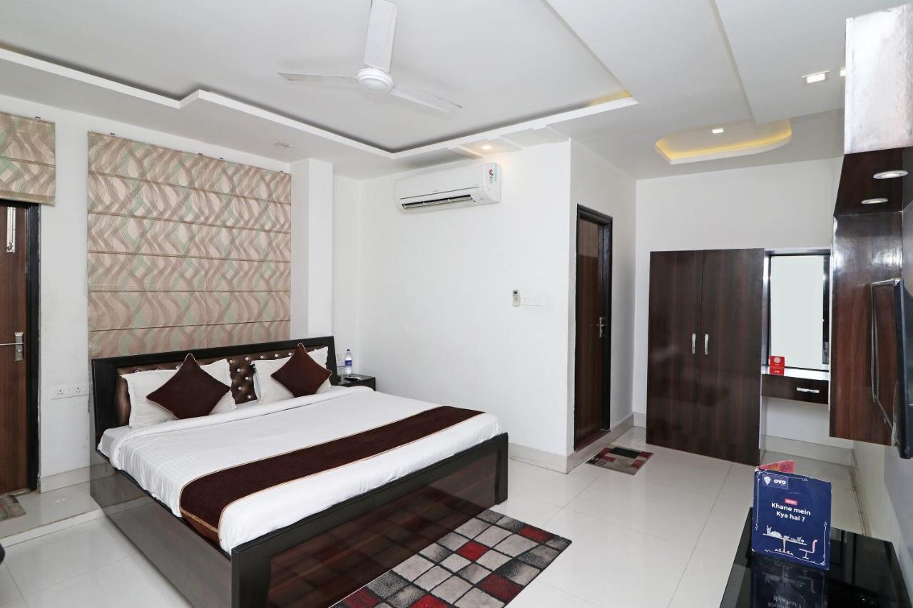 Oyo 8837 Hotel Surya Galaxy Kanpur Eksteriør billede